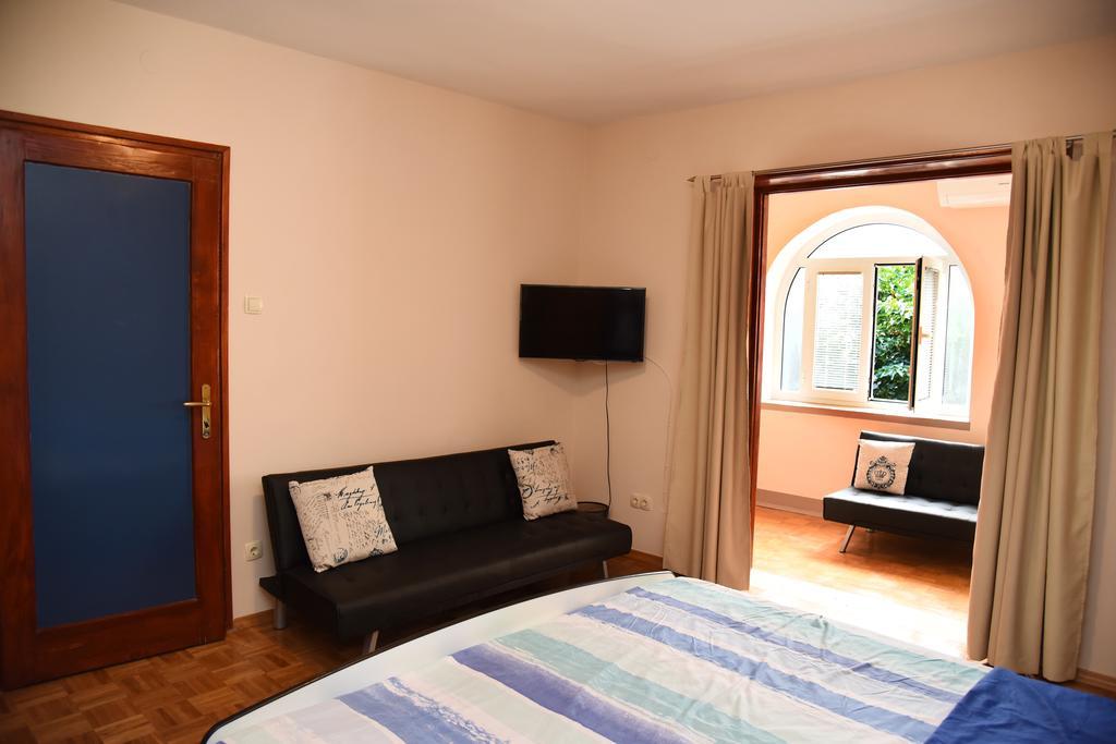Downtown Apartment Korina ザダル エクステリア 写真